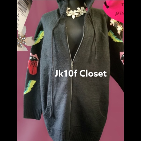 🌹NWT TORRID BETSEY JOHNSON 1X or 2X FRONT ZIP HOODIE SWEATER JACKET - Picture 3 of 14